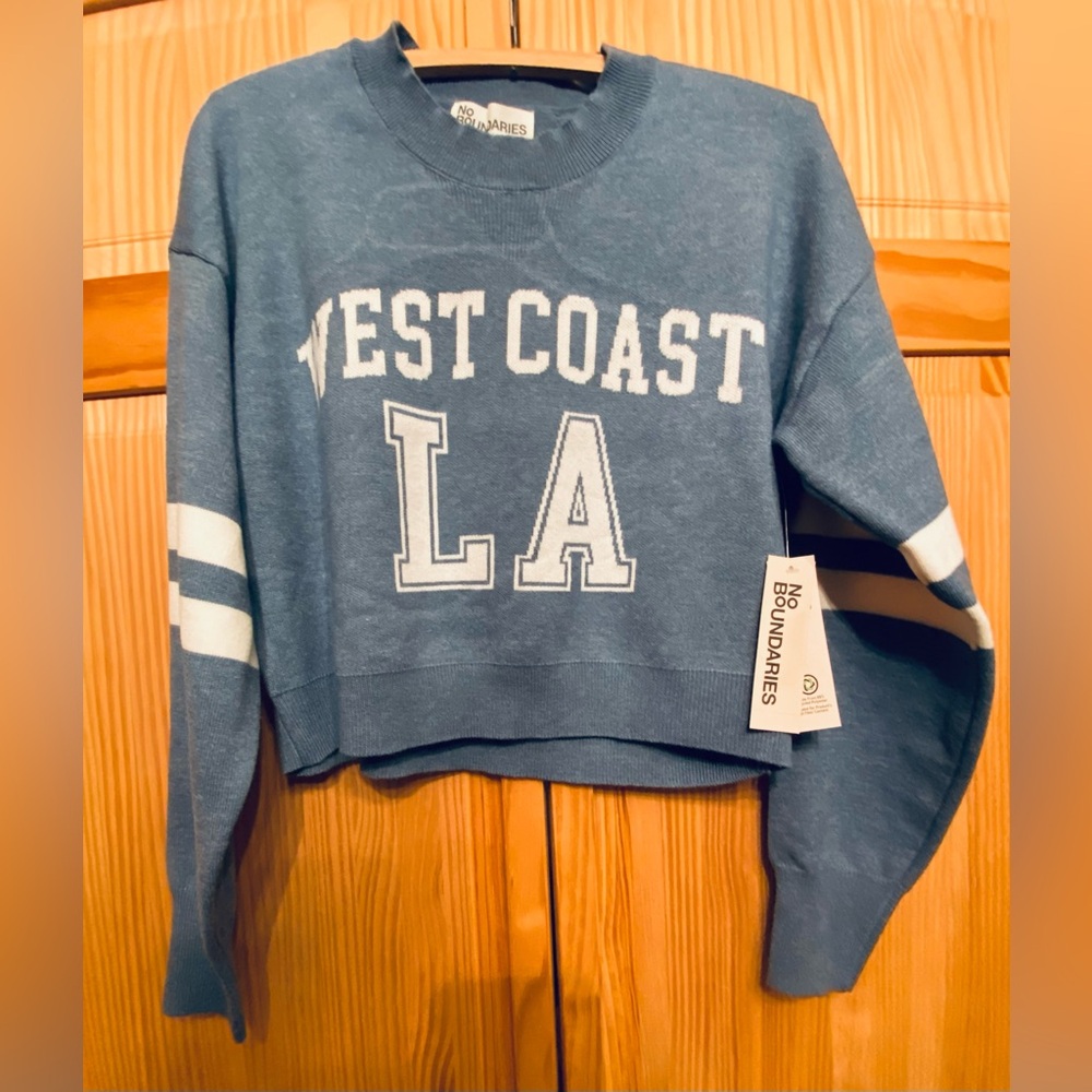 NWT Sweater Size L